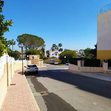Egy Csodas Otthon A Villamartin Golf Club Mellett Apartment