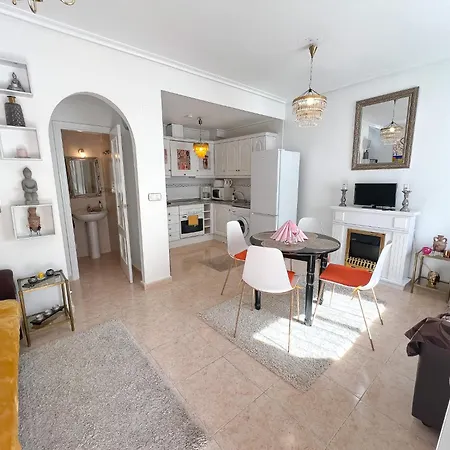 Egy Csodás Otthon A Villamartin Golf Club Mellett Apartman